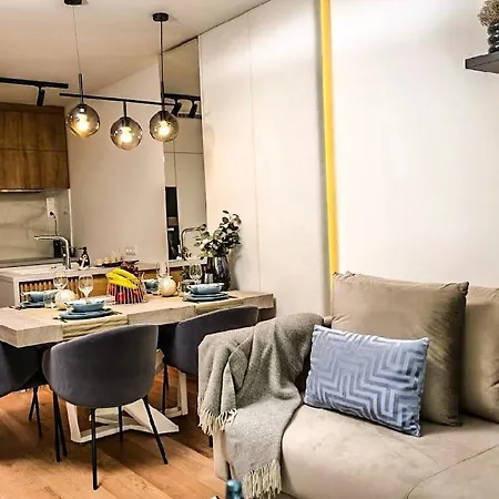 Napfeny شقة فندقية 4*